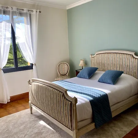 Les Hauts De Courrech Konukevi